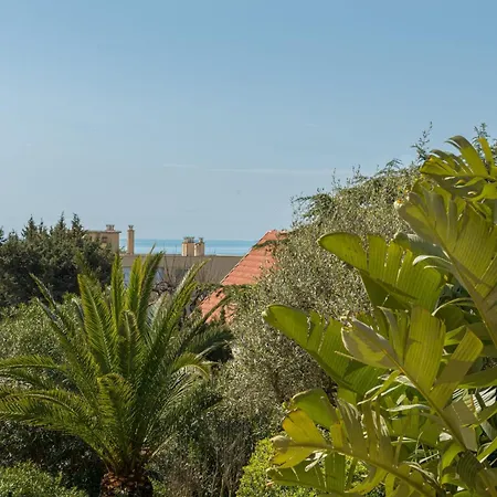 Apartment La Badine For 4 By Sunset